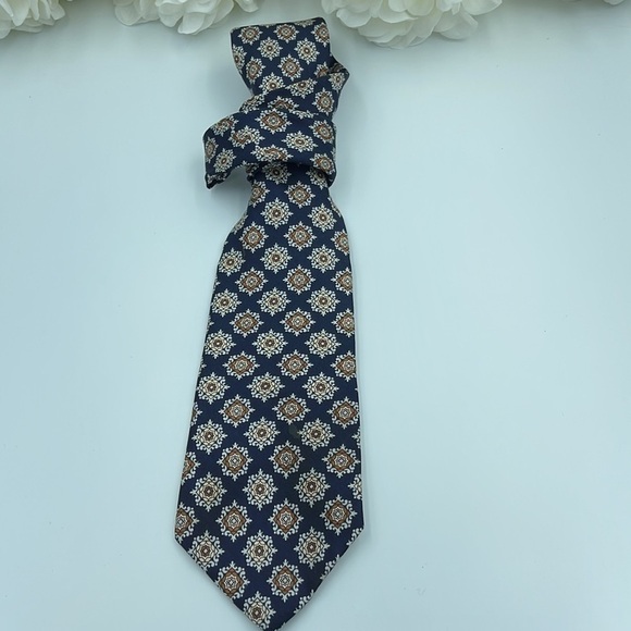 VTG Christian Dior 100% Silk tie - Picture 7 of 7